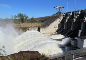 oroville dam flooding